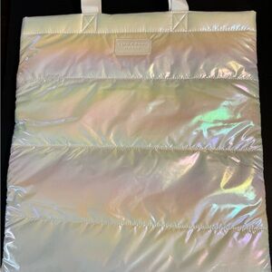 Super trendy puffer tote bag